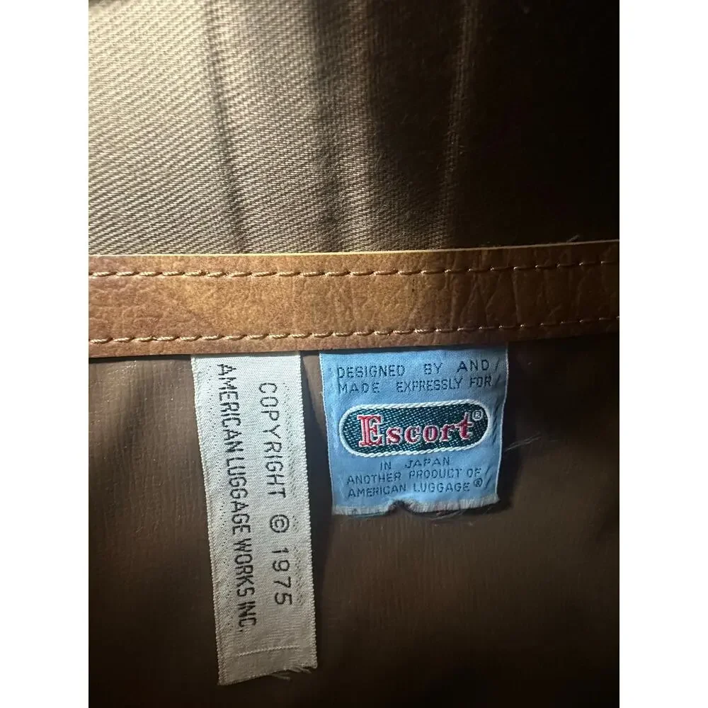 Vintage American Tourister Escort Portfolio Bag -1975 Document Briefcase Brown